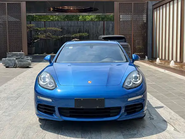 Porsche Panamera 2016