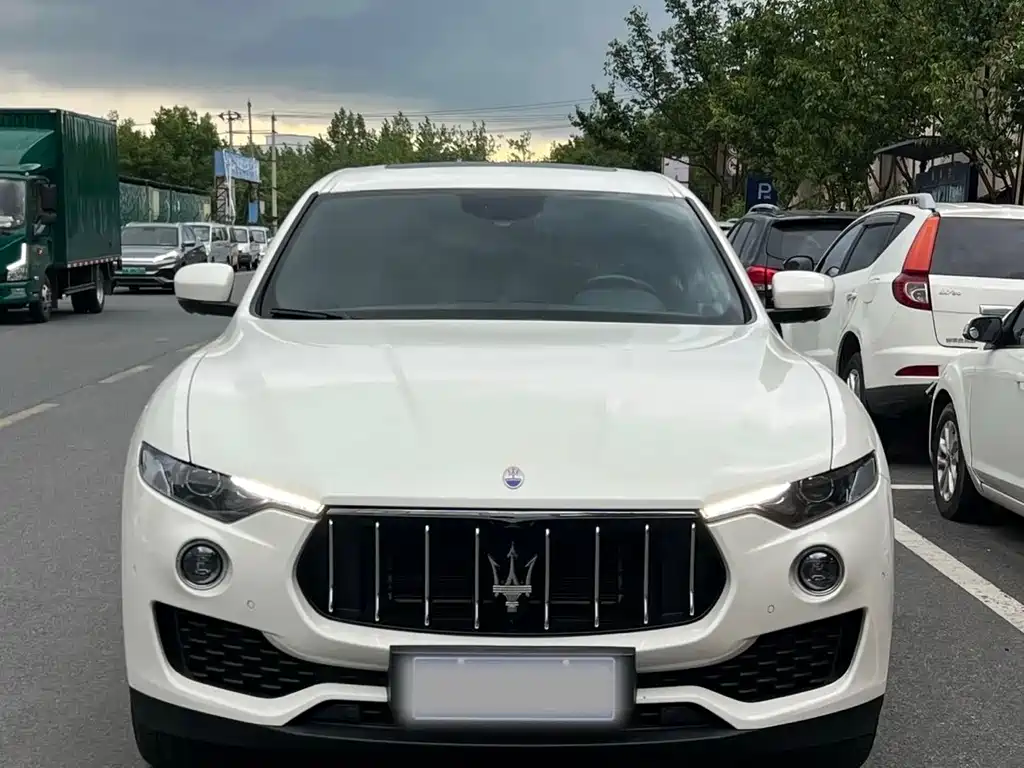 Maserati Levante 2019 — фото 2