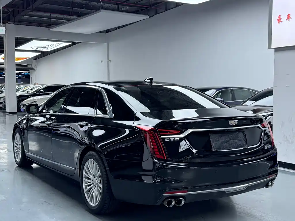 Cadillac CT6 2020 — фото 24