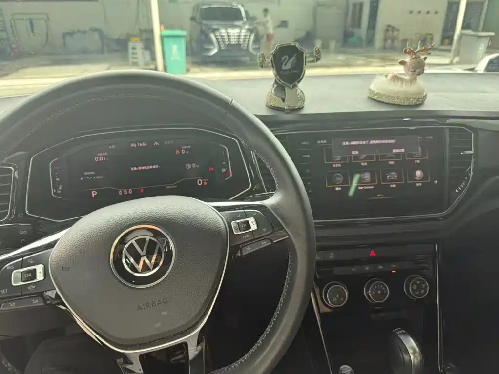 Volkswagen T-Roc 2021