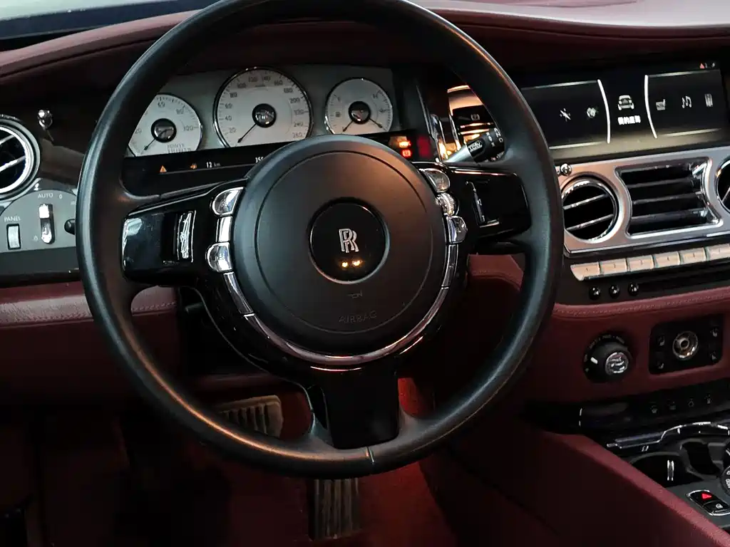 Rolls-Royce Ghost 2016
