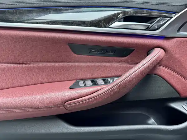 BMW 5 Series 2018