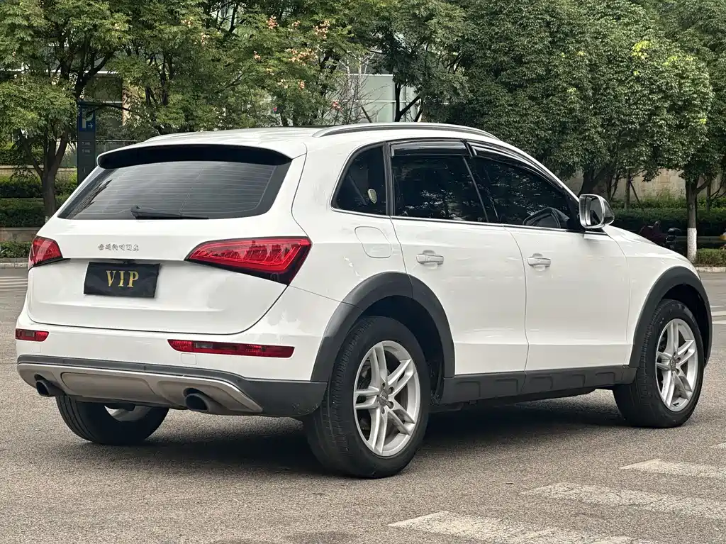 Audi Q5 2019 — фото 36