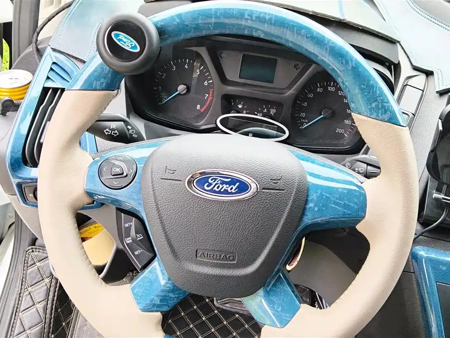 Ford Transit 2022 — фото 15