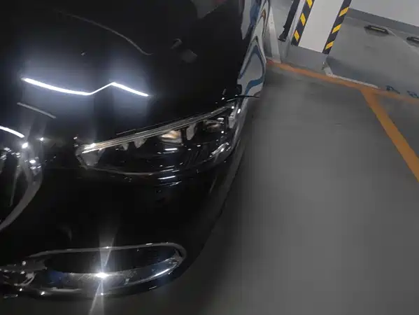 Mercedes-Benz Maybach S-Class 2024