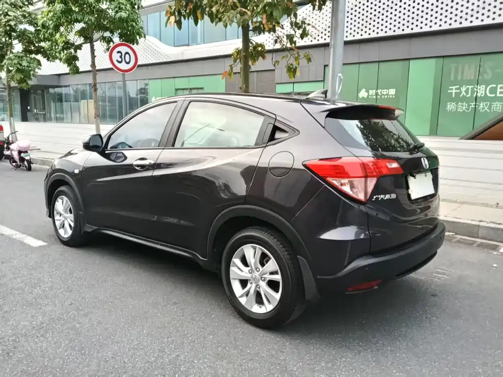 Honda Vezel 2017 — фото 12