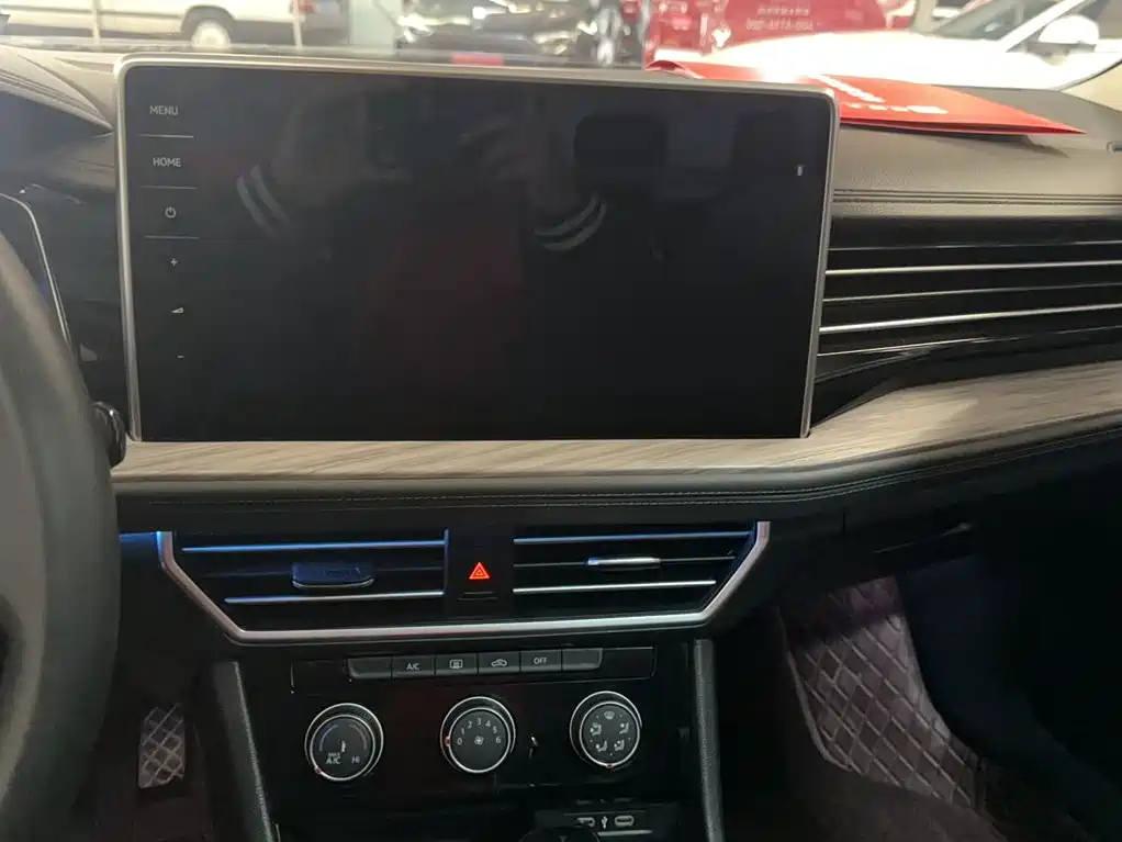 Volkswagen Sagitar 2023