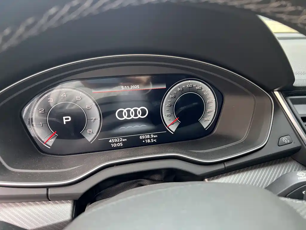 Audi Q5L 2022 — фото 20