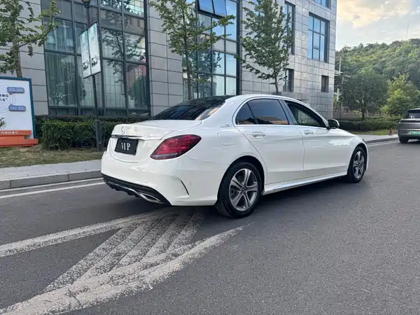 Mercedes-Benz C-Class 2019