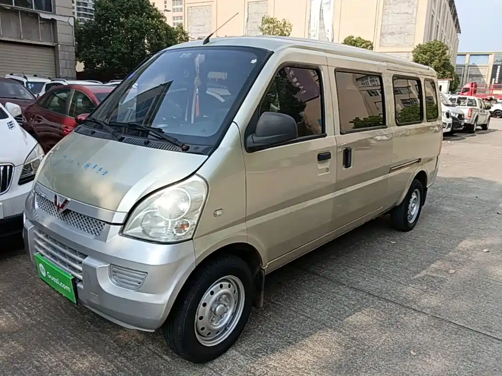 Wuling Rongguang 2014 — фото 1