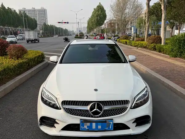 Mercedes-Benz C-Class 2020