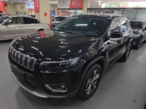 Jeep Cherokee 2021