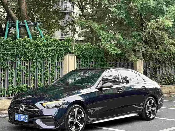 Mercedes-Benz C-Class 2021