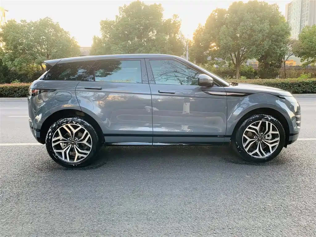Land Rover Evoque 2021 — фото 5