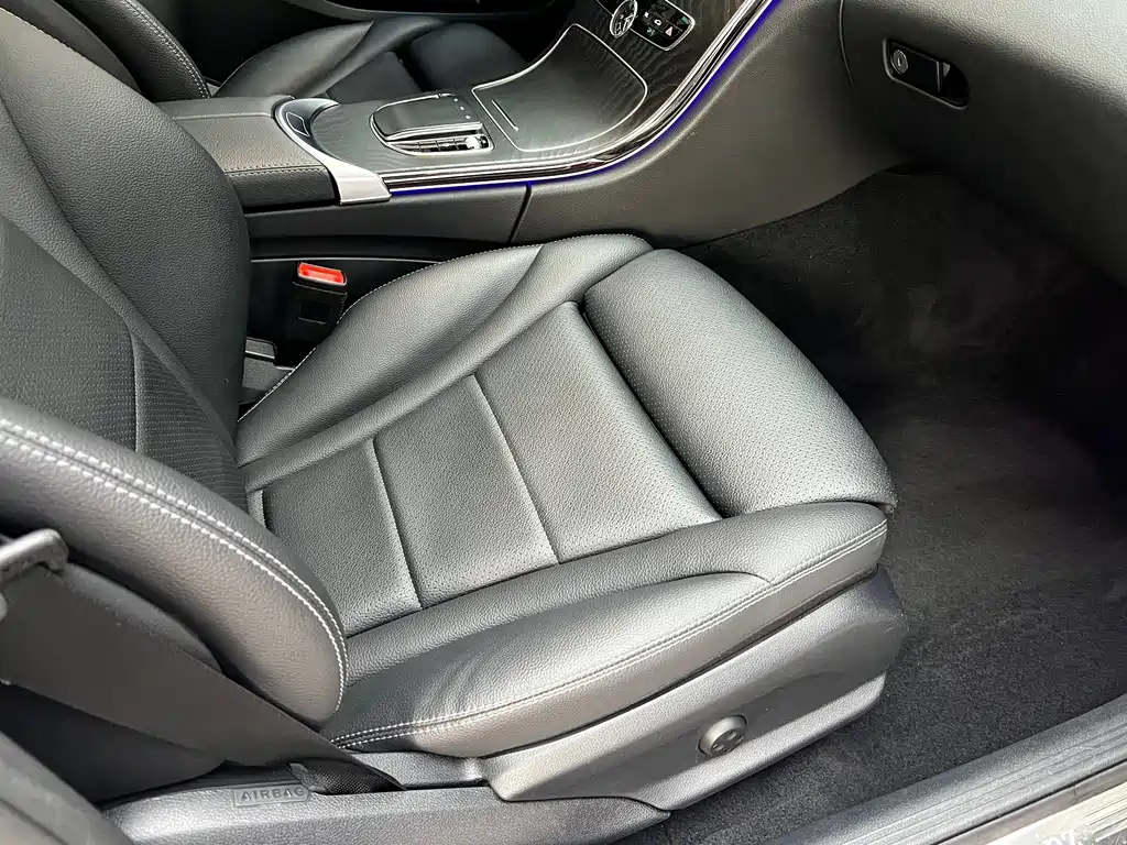 Mercedes-Benz C-Class 2022 — фото 24