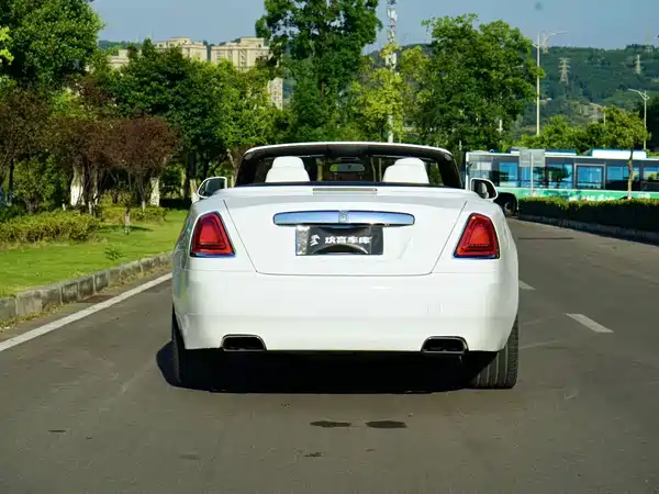 Rolls-Royce Yao Ying 2017