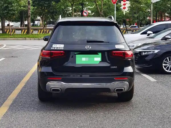 Mercedes-Benz GLB 2022