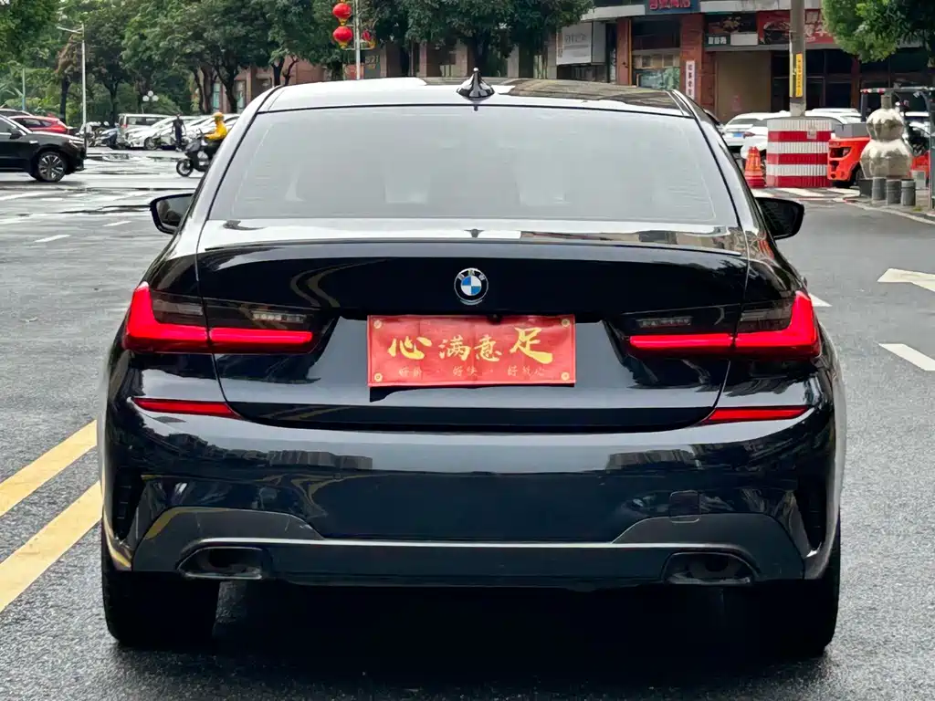 BMW 3 Series 2021