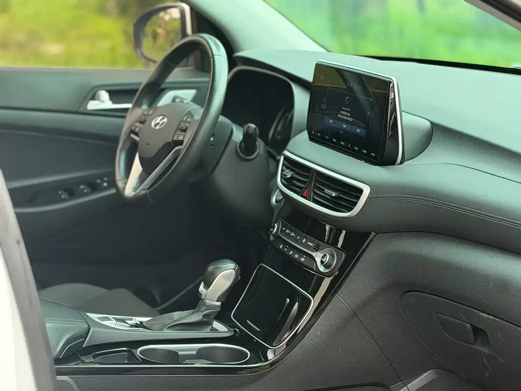 Hyundai Tucson 2020 — фото 15