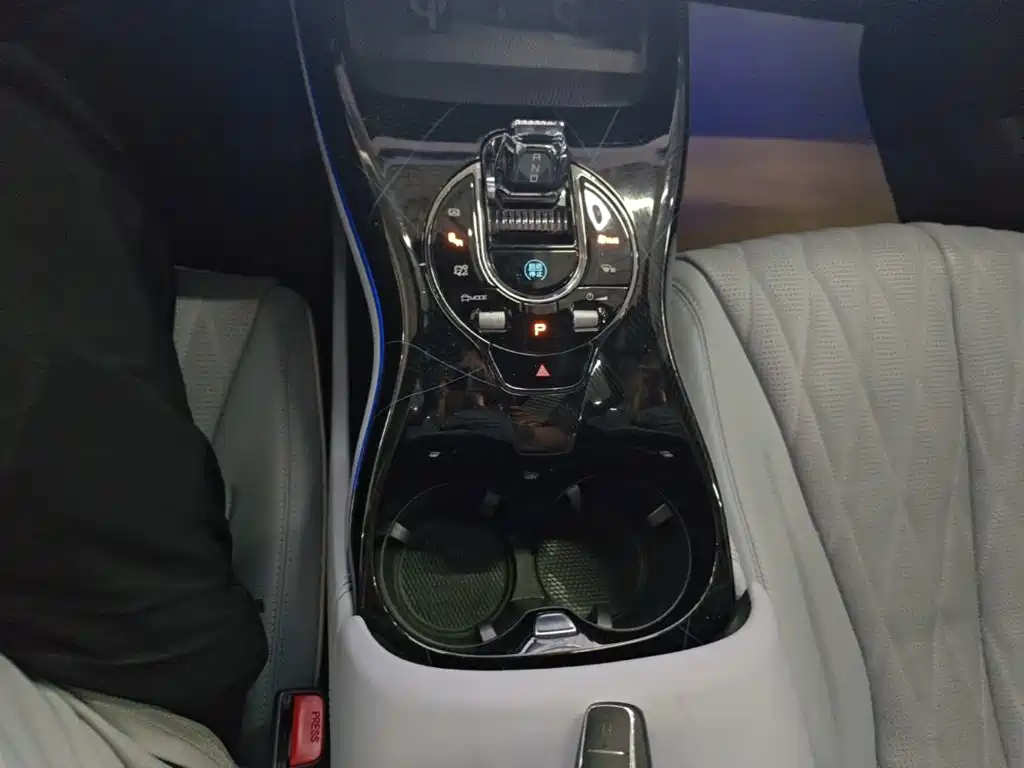 BYD Seal 2023 — фото 14