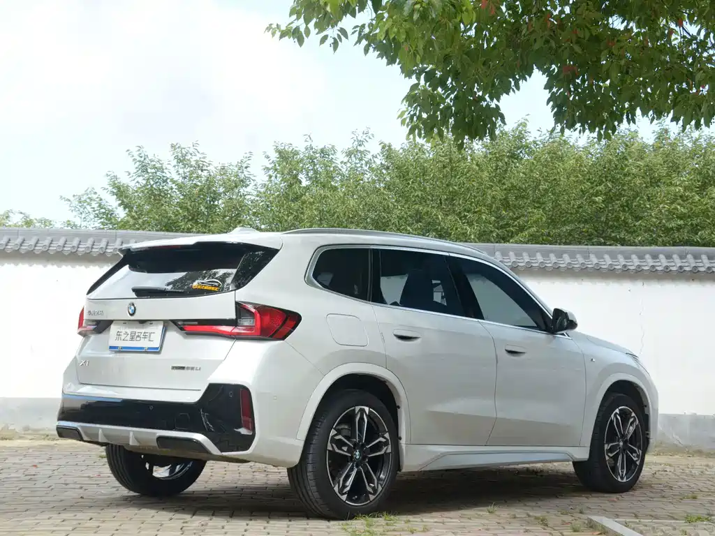 BMW X1 2023 — фото 15