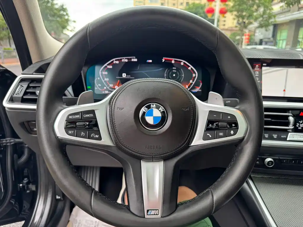 BMW 3 Series 2021 — фото 17