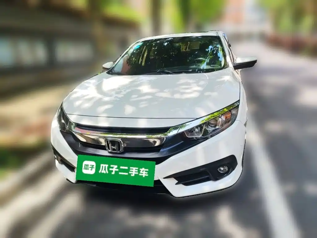 Honda Civic 2017 — фото 2