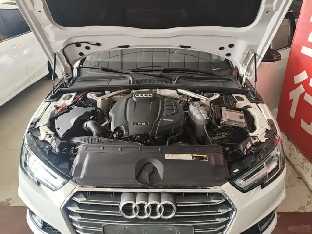 Audi A4L 2020 — фото 20