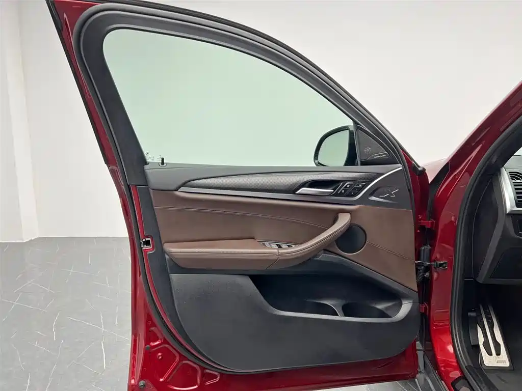 BMW X4 2019 — фото 12