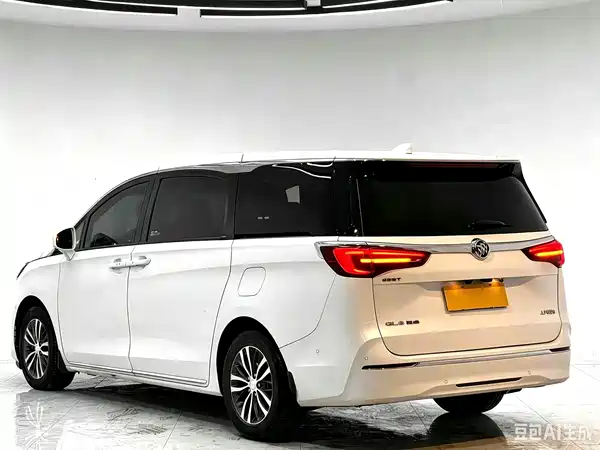 Buick GL8 2022