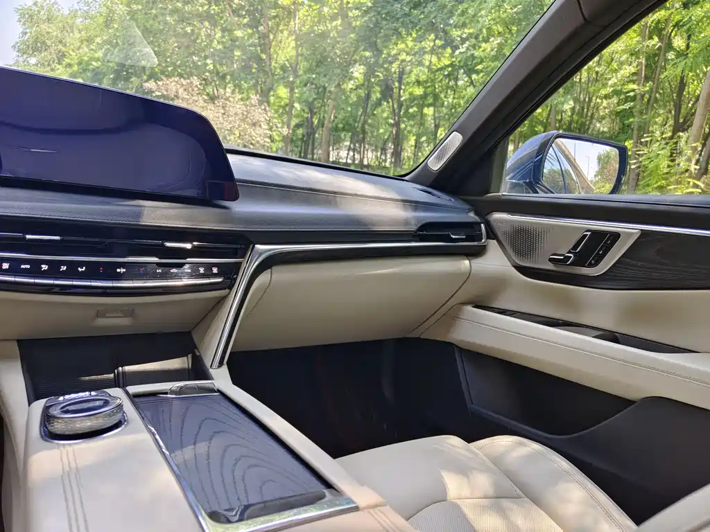 Cadillac CT6 2023 — фото 14