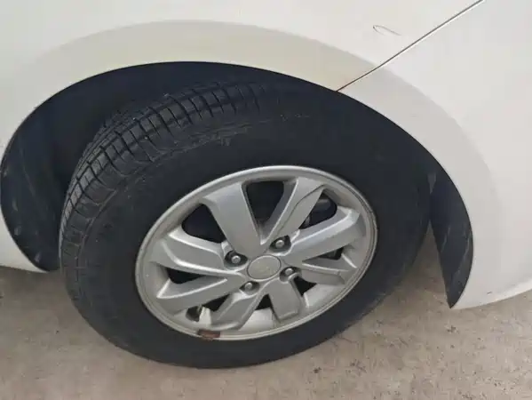 Kia K2 2015