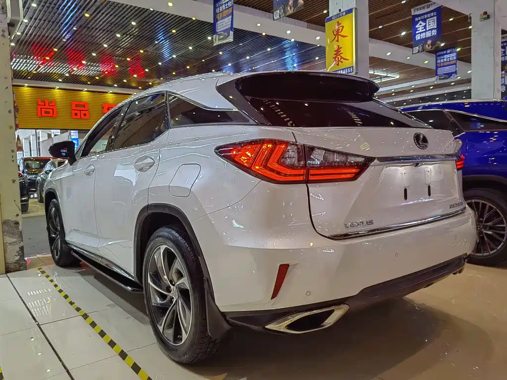 Lexus RX 2016 — фото 11