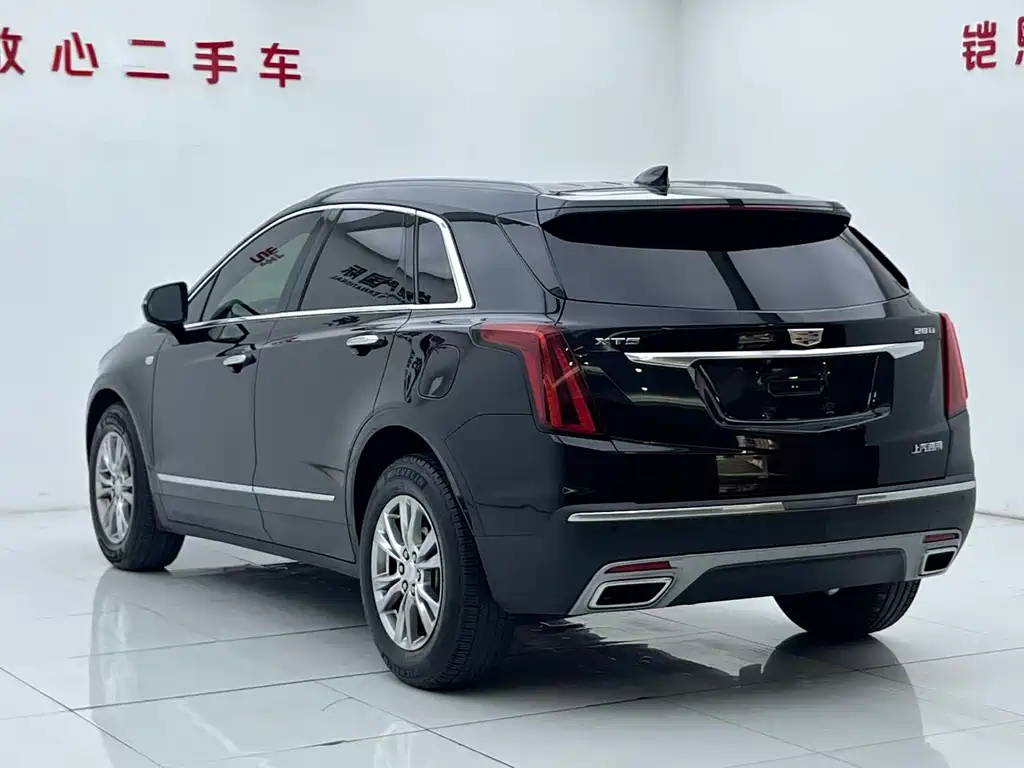 Cadillac XT5 2020 — фото 16