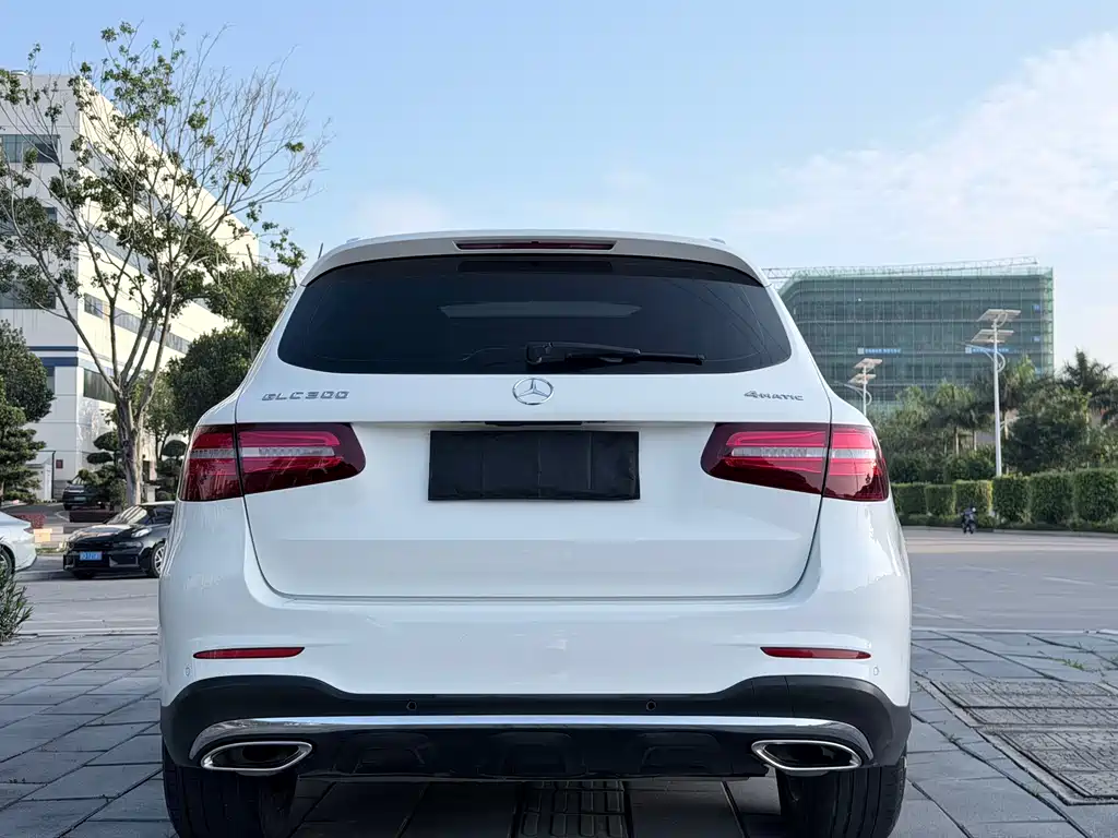 Mercedes-Benz GLC 2018 — фото 8