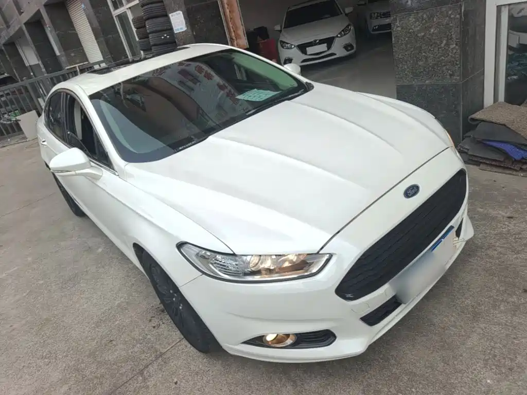 Ford Mondeo 2015 — фото 4