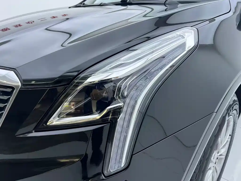 Cadillac XT5 2020 — фото 14
