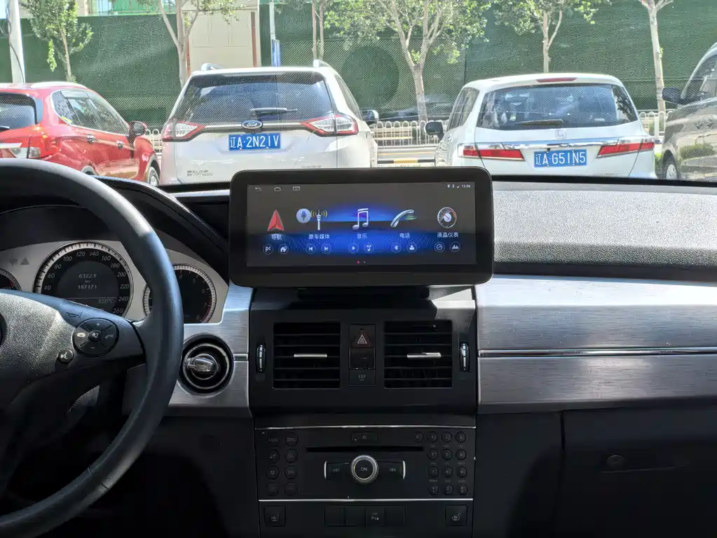 Mercedes-Benz GLK-Class 2011 — фото 11