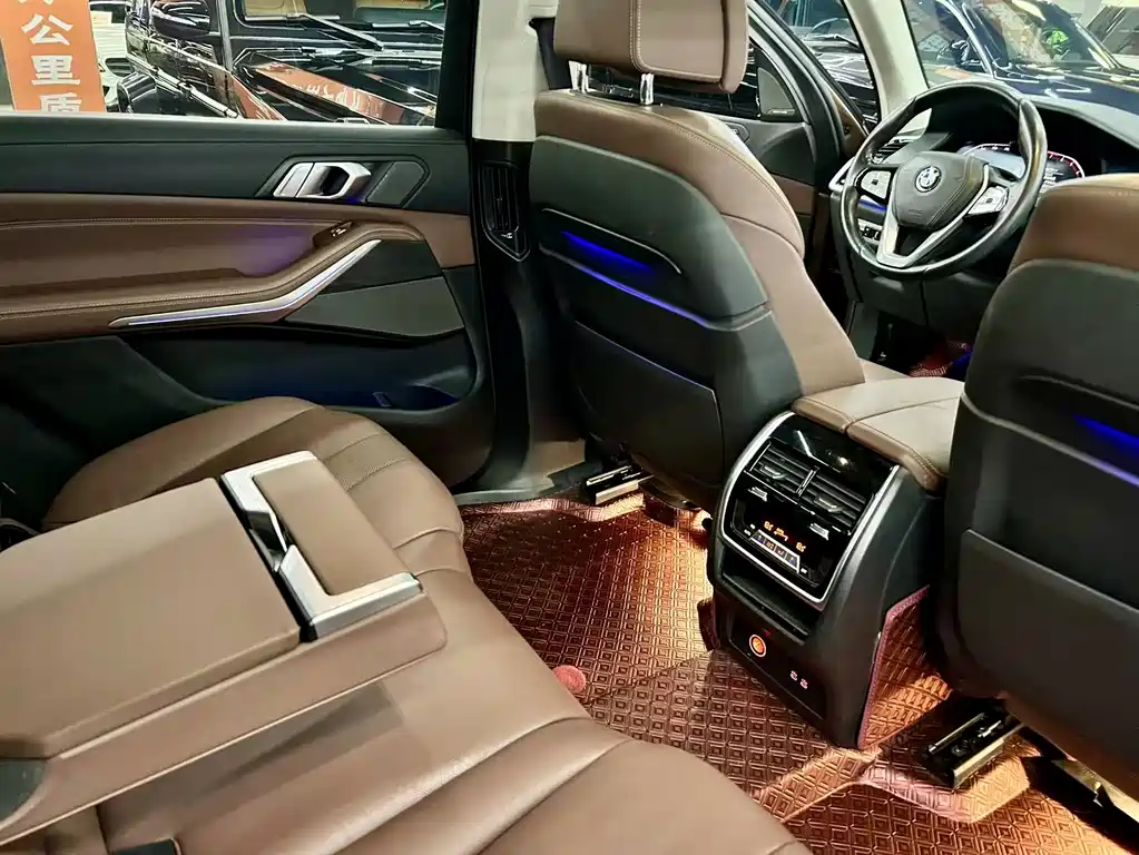BMW X7 2019 — фото 12