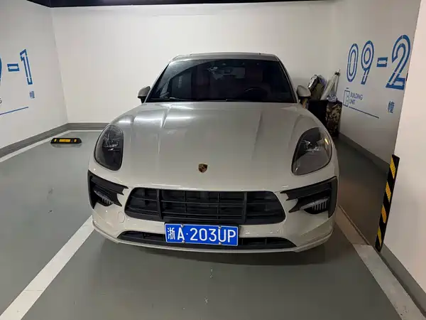 Porsche Macan 2022