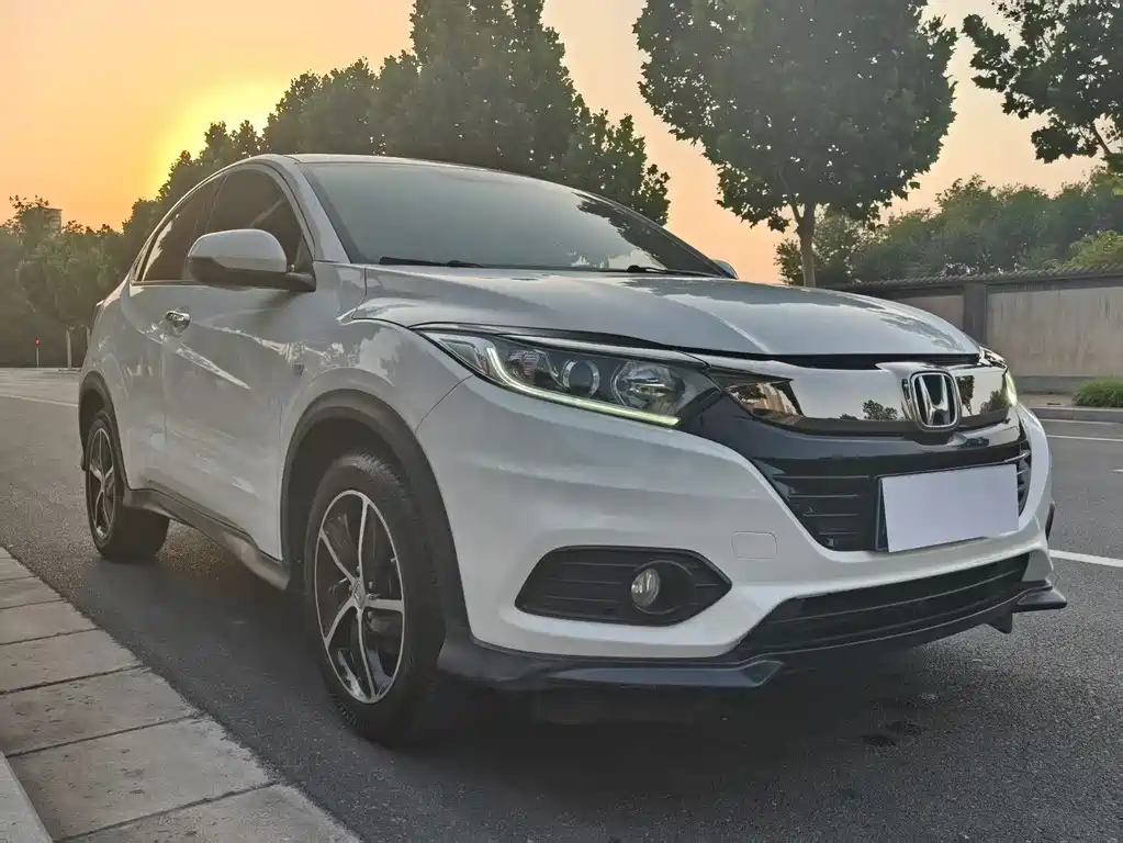 Honda Vezel 2021 — фото 4