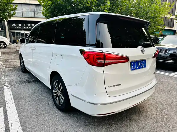 Buick GL8 2020
