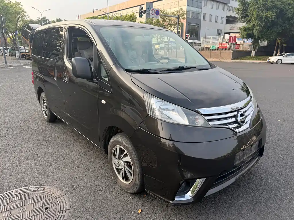 Nissan NV200 2015 — фото 3