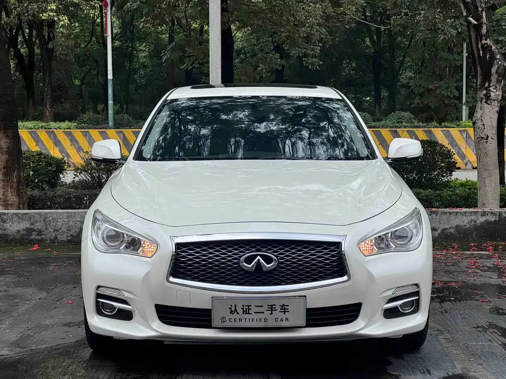 Infiniti Q50L 2017 — фото 2