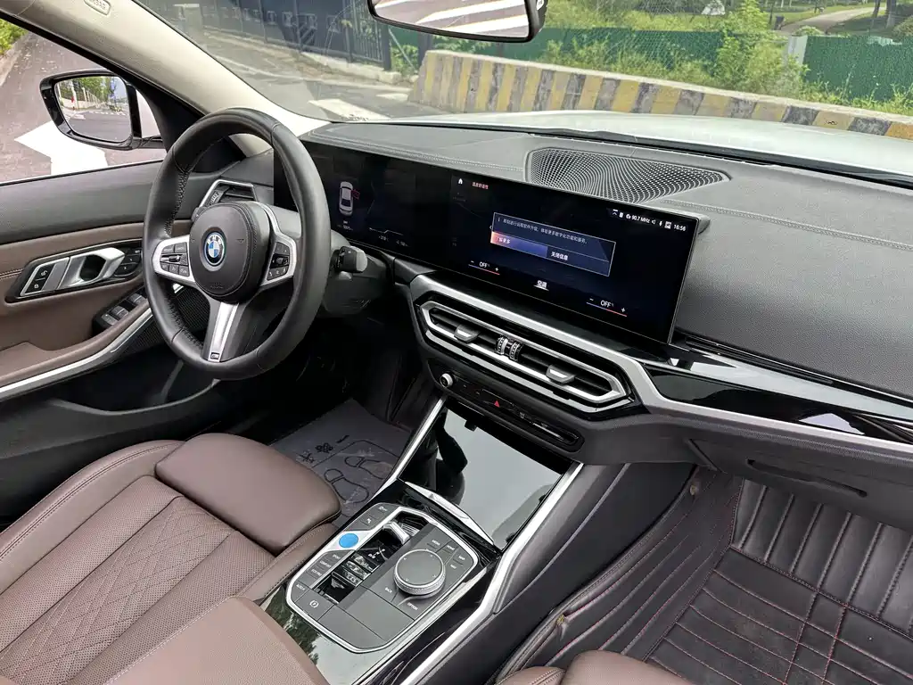 BMW i3 2022 — фото 14
