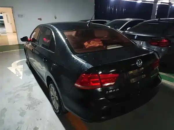 Volkswagen Santana 2015