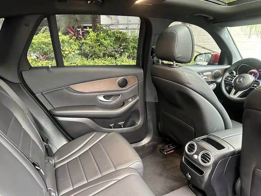 Mercedes-Benz GLC 2020 — фото 15