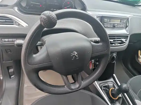 Peugeot 2008 2016