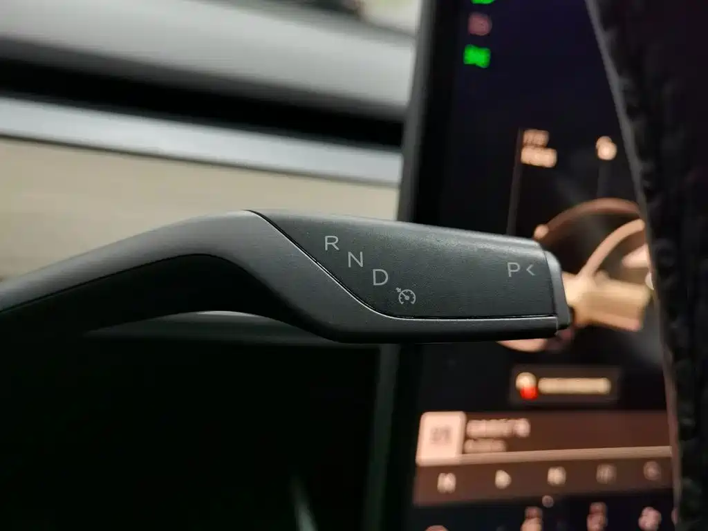 Tesla Model 3 2019 — фото 15