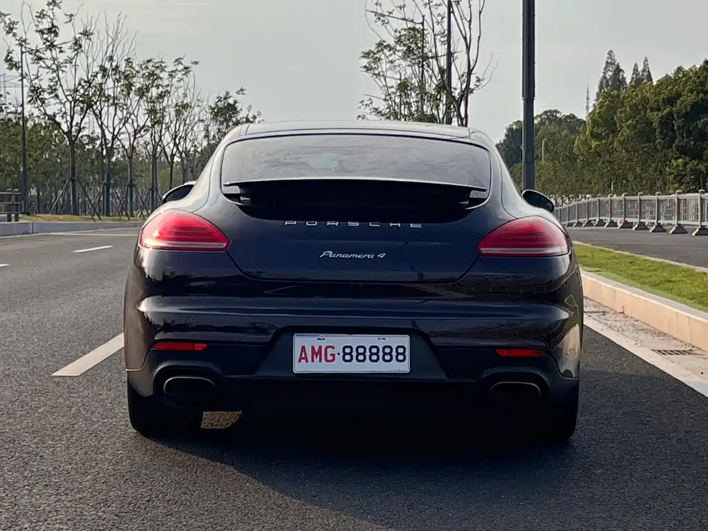 Porsche Panamera 2015 — фото 8